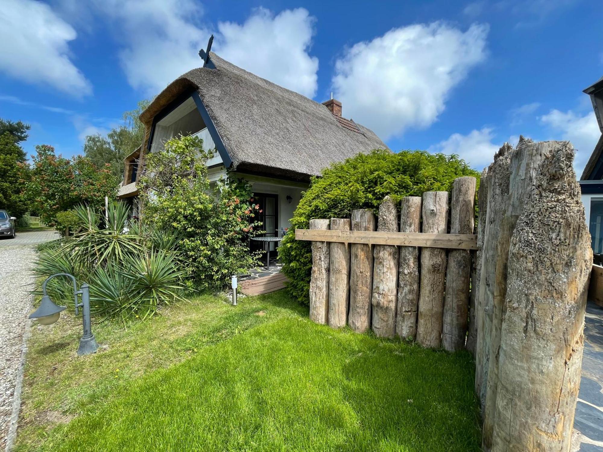 Landhaus Darss Wieck Exteriör bild